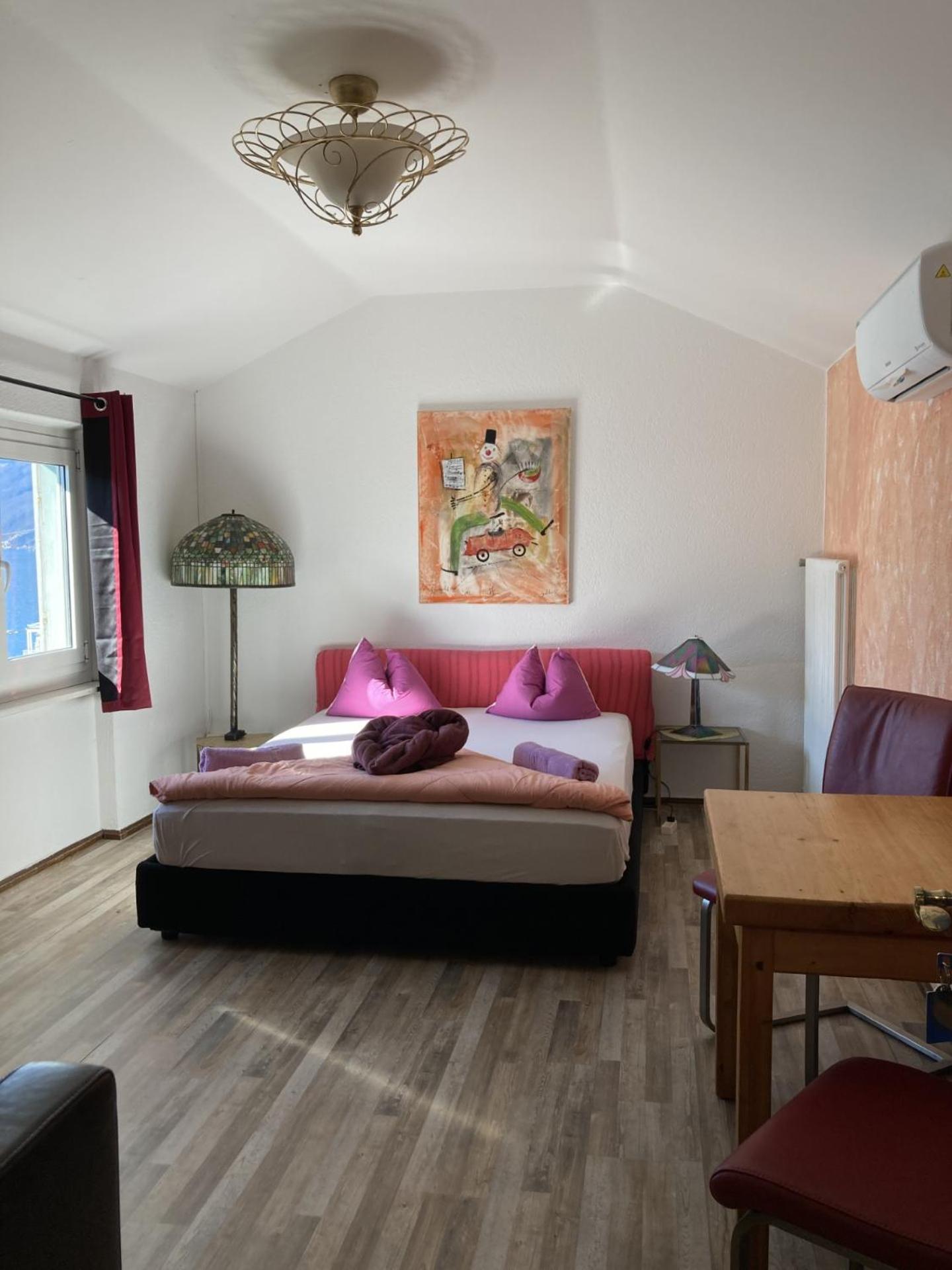 Bnb122 Bed&Breakfast Ascona Exterior photo